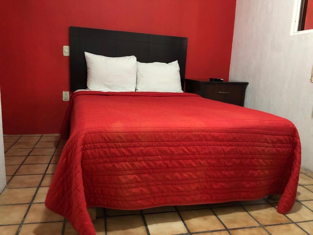 Hotel Hostal De Los Reyes Guadalajara Zewnętrze zdjęcie