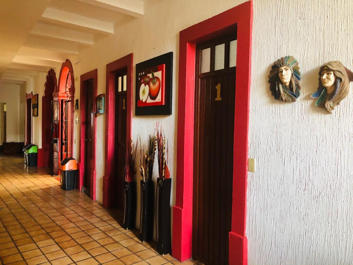 Hotel Hostal De Los Reyes Guadalajara Zewnętrze zdjęcie